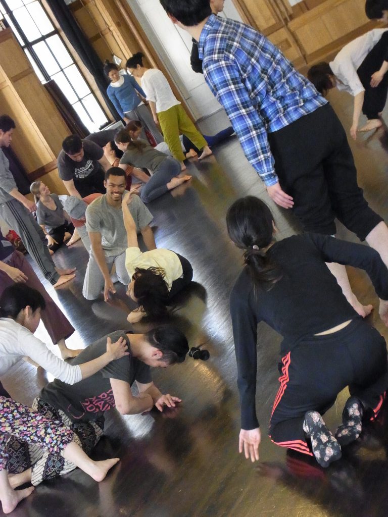 ビギナークラス　／　こどもとおとなクラス　――京都国際ダンスワークショップフェスティバル2019