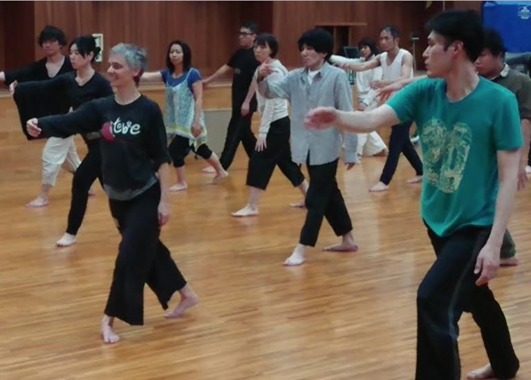 ビギナークラス　／　こどもとおとなクラス　――京都国際ダンスワークショップフェスティバル2019