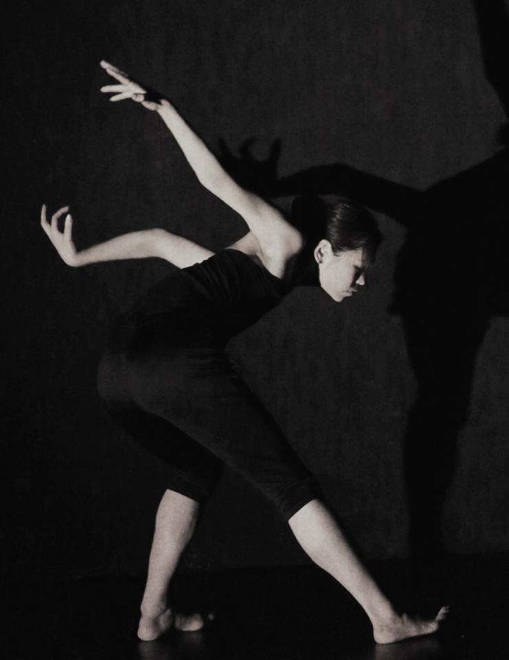 KAC Performing Arts Program 2015/ Contemporary Dance 『点とドットの主義主張』