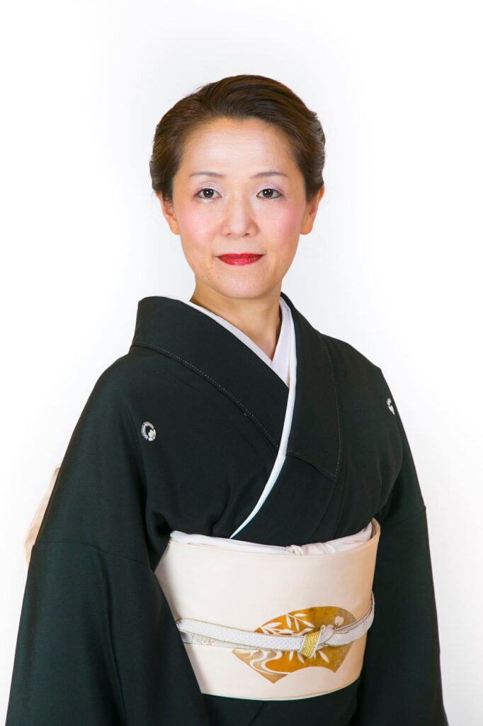 若柳弥生
